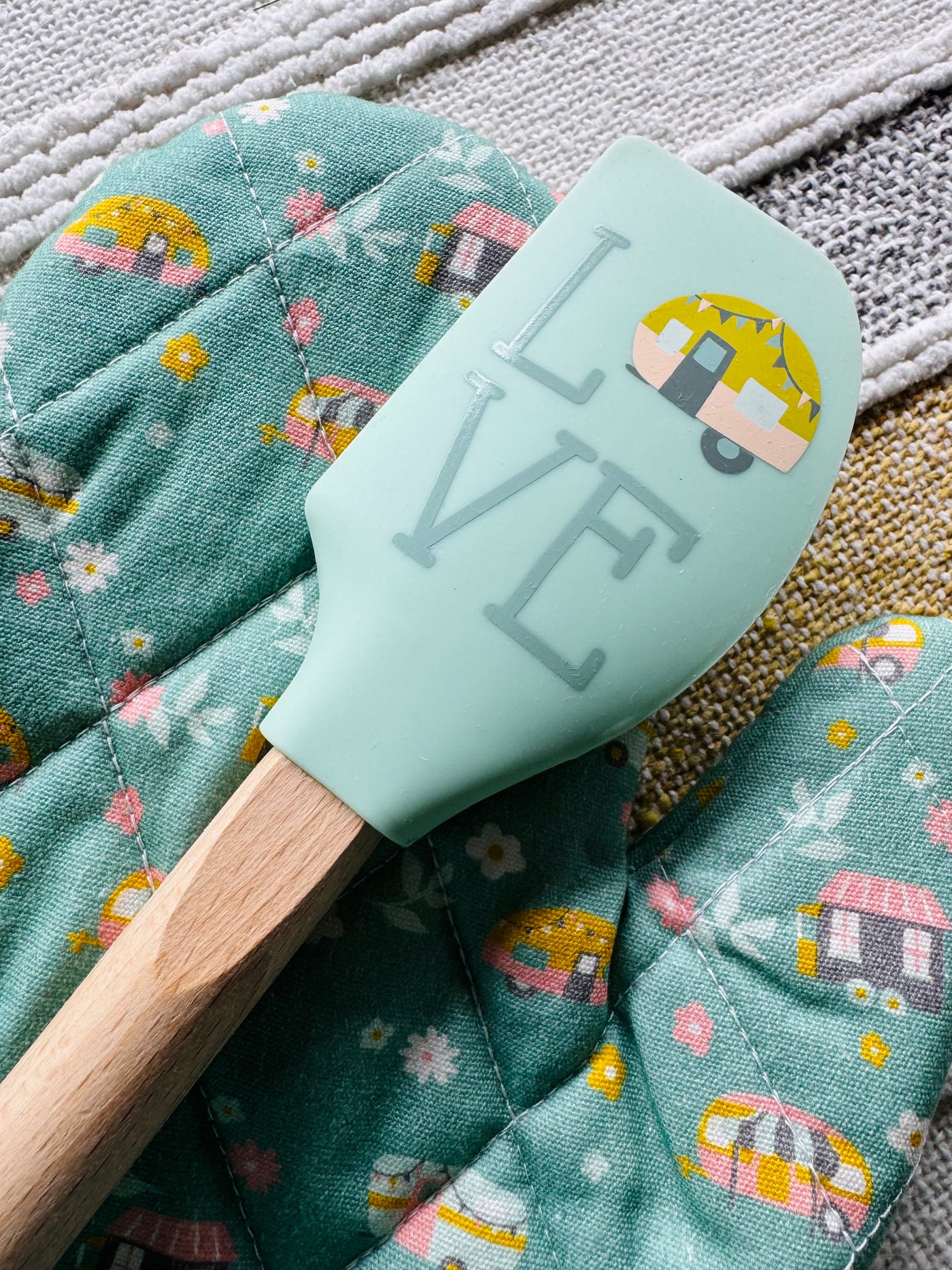 Oven Mitt and Spatula Set for Happy Campers