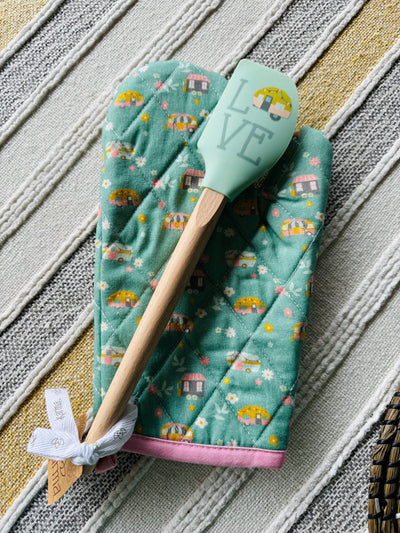 Oven Mitt and Spatula Set for Happy Campers