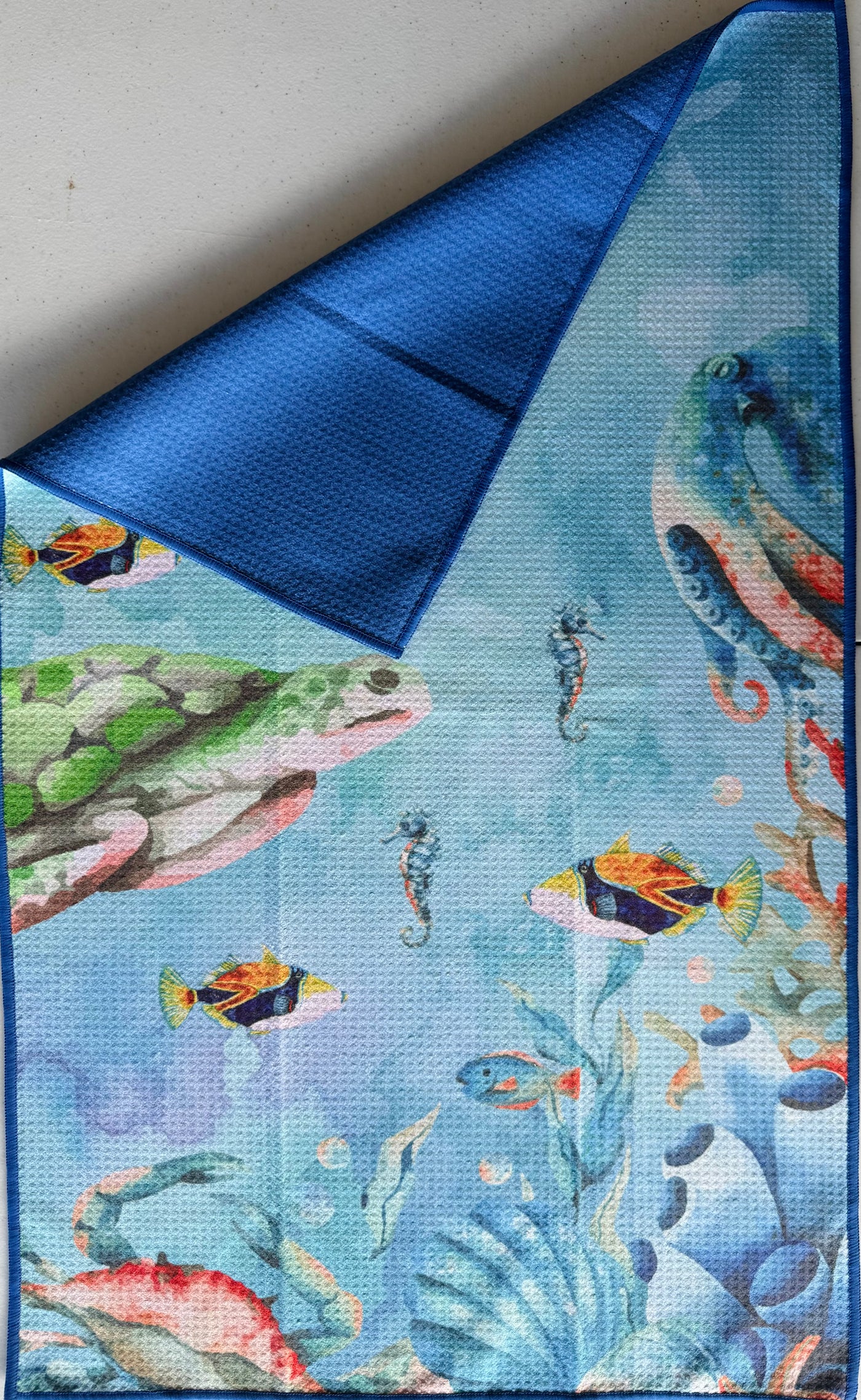 Eco-Chic Multiuse Towels for Home and Gym